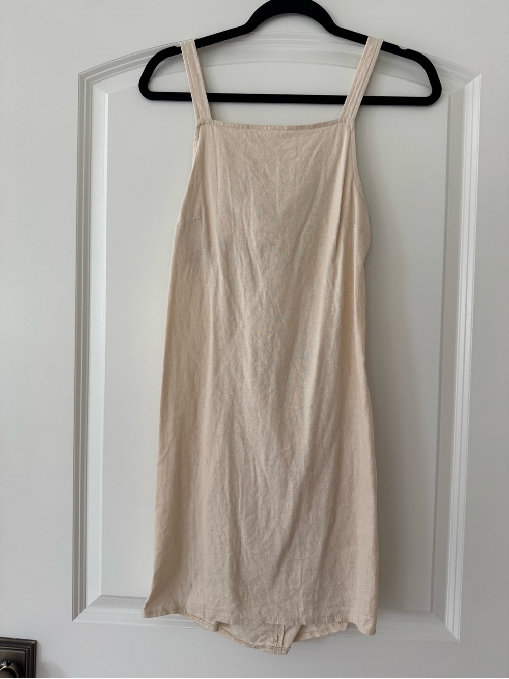 ASOS neutral open back mini dress. Size US 6